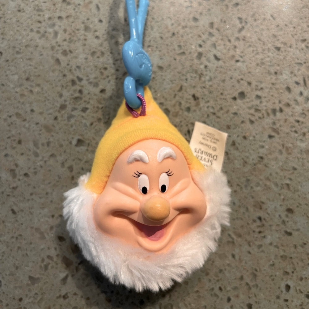 2001 McDonald’s Happy Seven Dwarfs plush keychain